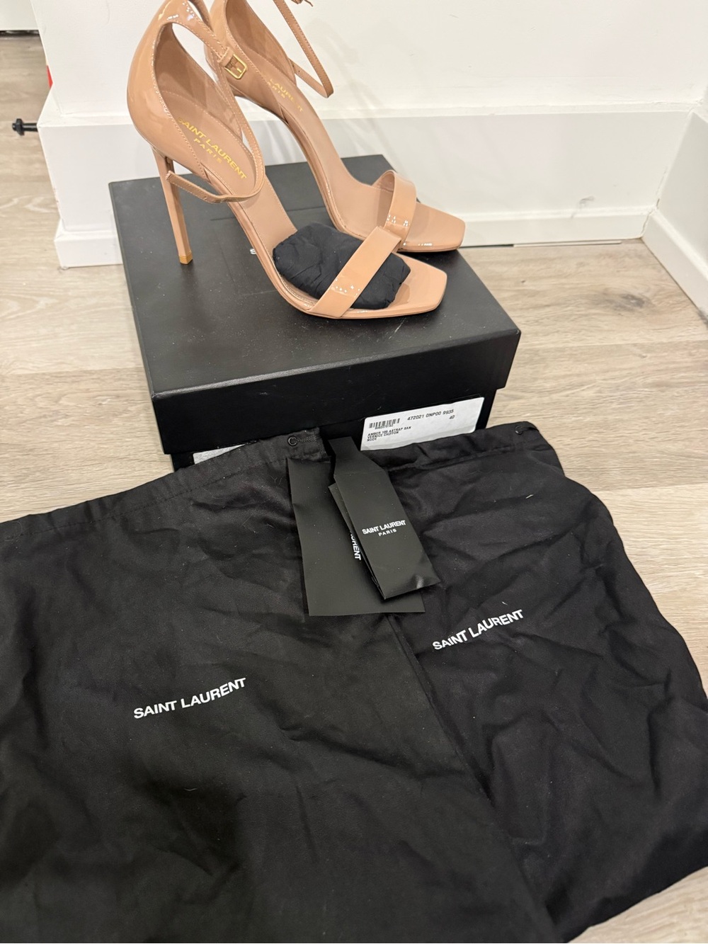 Saint Laurent Beige Patent Leather amber Stilettos